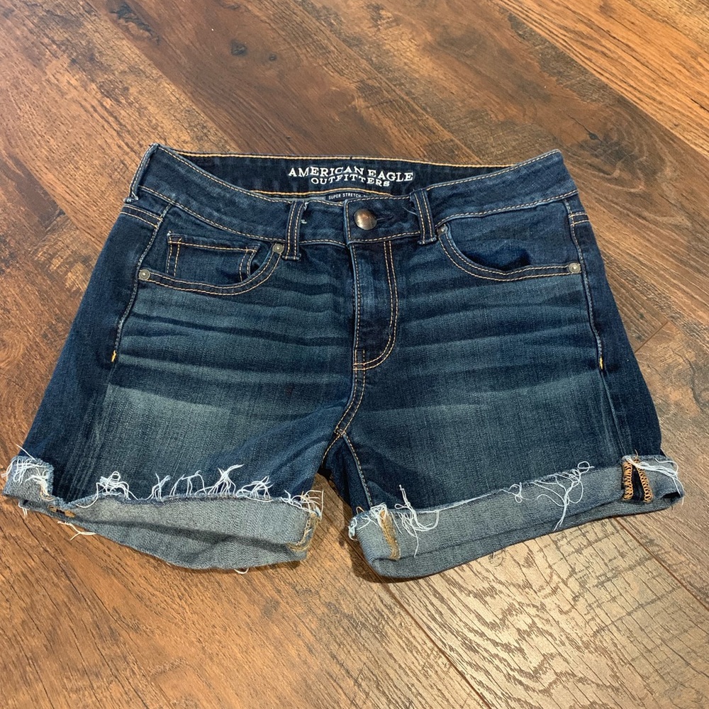 American Eagle | Cut-Off Dark Jean Shorts